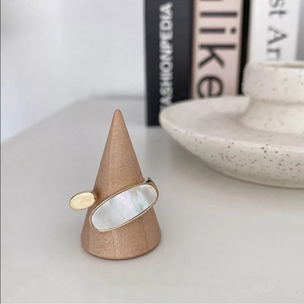 Anthro Moonstone Ring - Picture 2 of 3